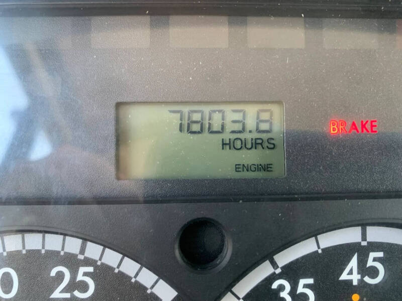 2015 Freightliner M2 106