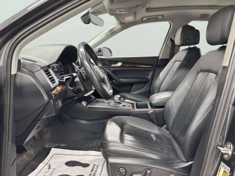 2018 Audi Q5 2.0T quattro Premium Plus