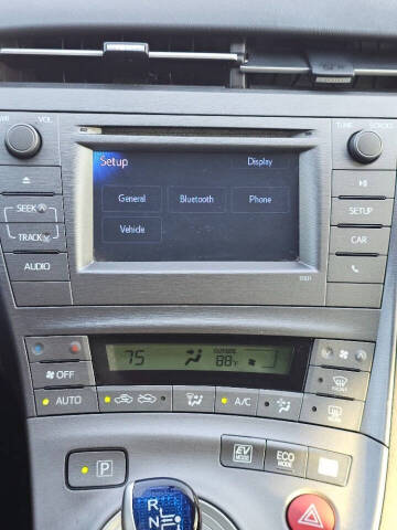2013 Toyota Prius Two