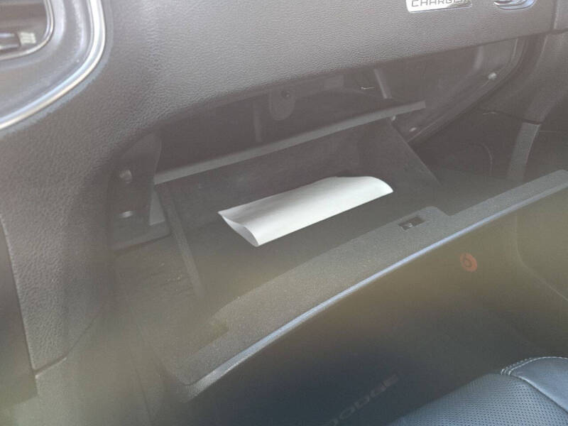 2014 Dodge Charger R/T Plus