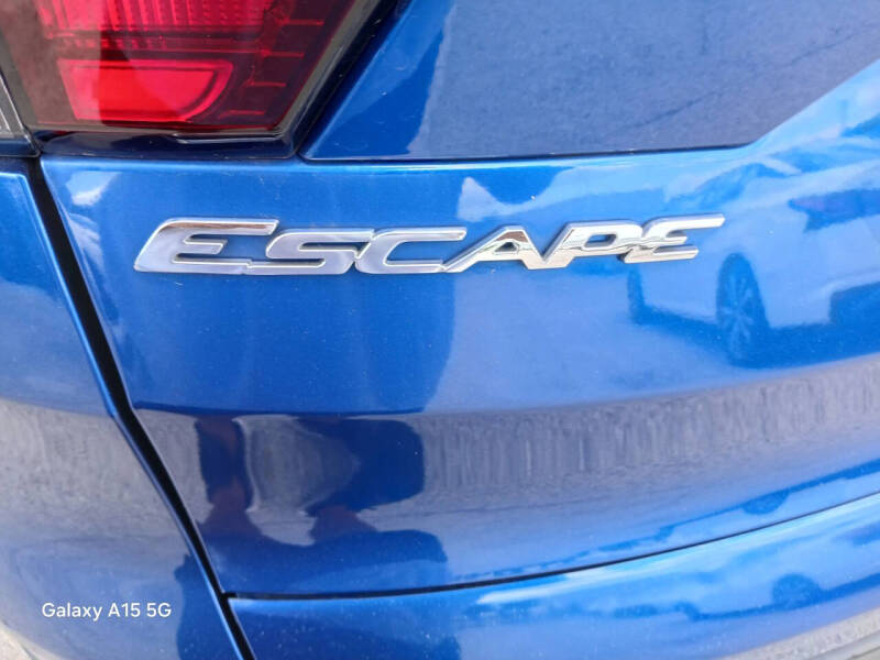 2019 Ford Escape S