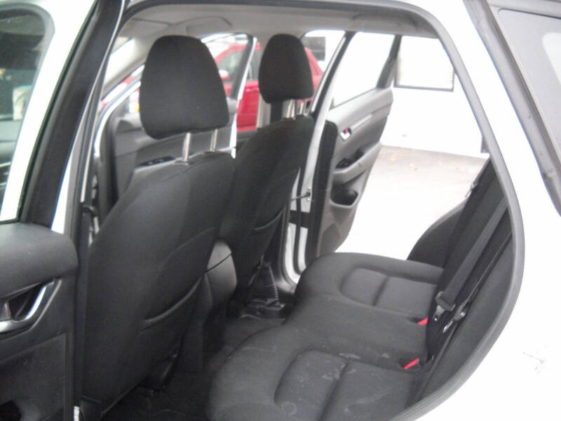 2017 Mazda CX-5 Sport