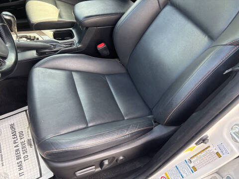 2017 Toyota RAV4 Hybrid SE