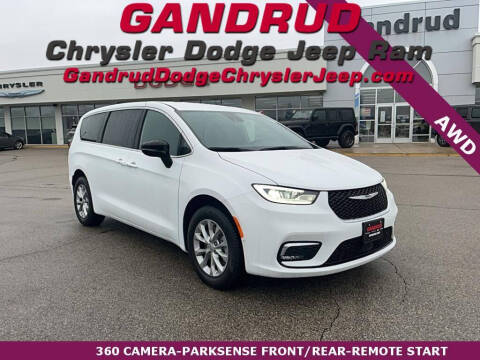 2025 Chrysler Pacifica for sale at GANDRUD CHEVROLET in Green Bay WI
