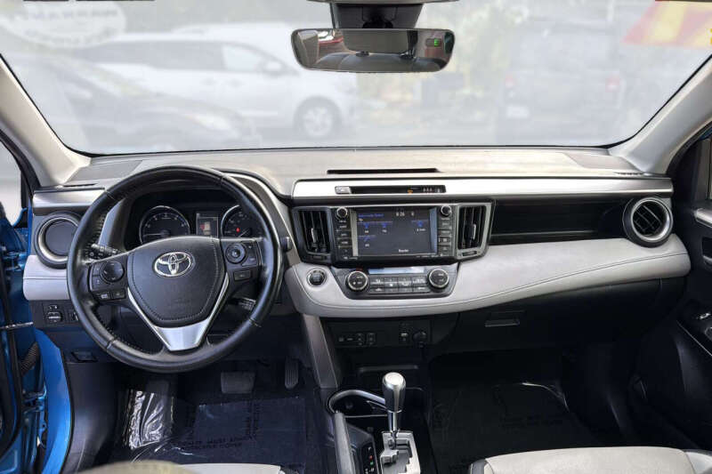 2017 Toyota RAV4 Limited