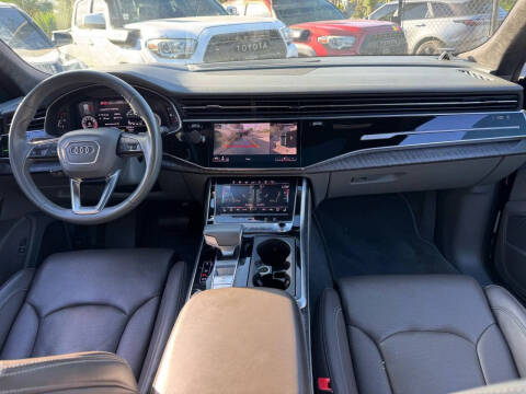 2019 Audi Q8 quattro Prestige 55 TFSI