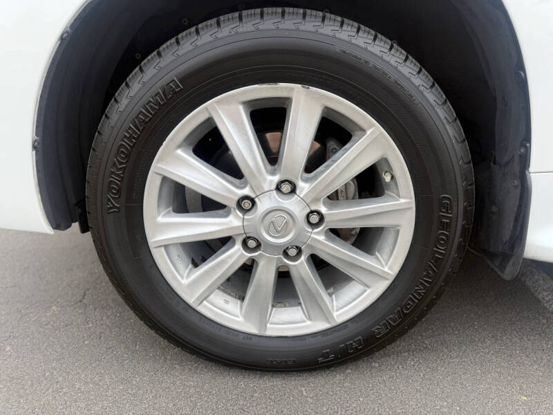 2008 Lexus LX 570 - Photo 10