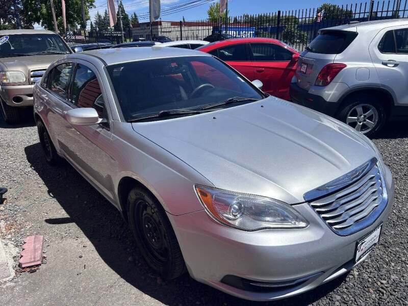 2012 Chrysler 200 LX