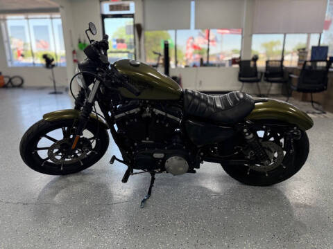 2016 Harley-Davidson IRON 8