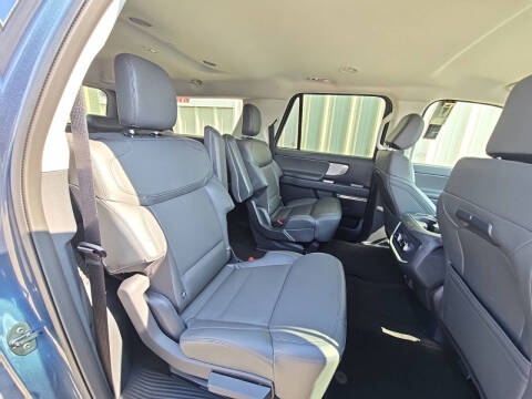 2027 Ford Expedition MAX Active