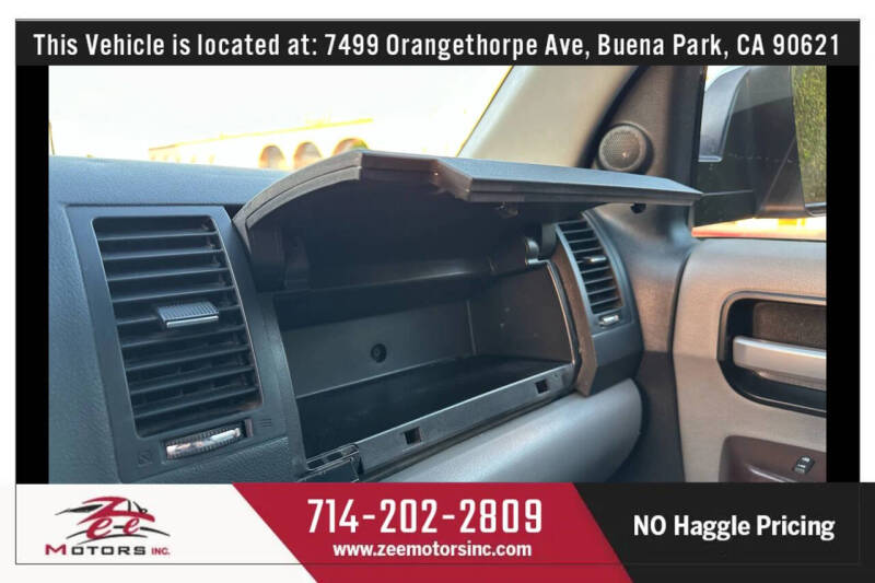 2013 Toyota Sequoia Platinum