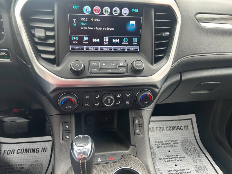 2017 GMC Acadia SLT-1