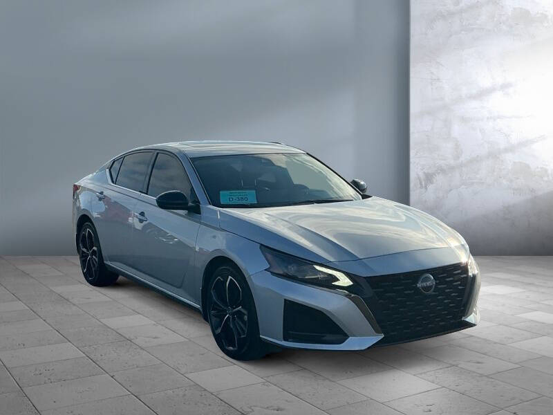 2023 Nissan Altima 2.5 SR