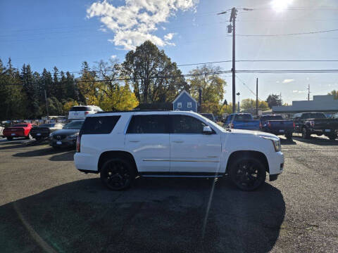 2017 GMC Yukon SLT