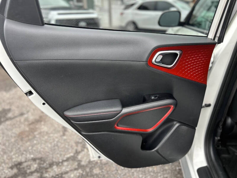 2023 Kia Soul GT-Line