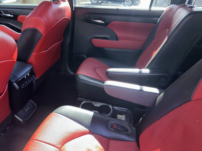 2021 Toyota Highlander XSE