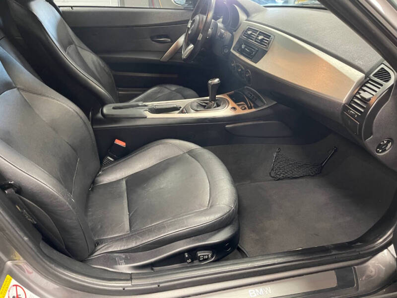 2003 BMW Z4 3.0i