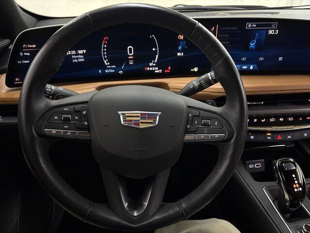 2024 Cadillac XT4 Premium Luxury