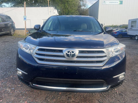 2013 Toyota Highlander for sale at Keyser Autoland llc in Scranton PA