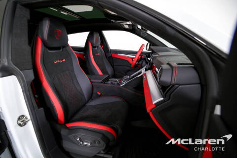 2023 Lamborghini Urus S