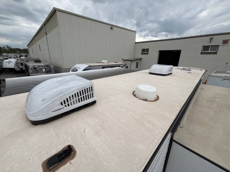 2022 Jayco  JAY FLIGHT