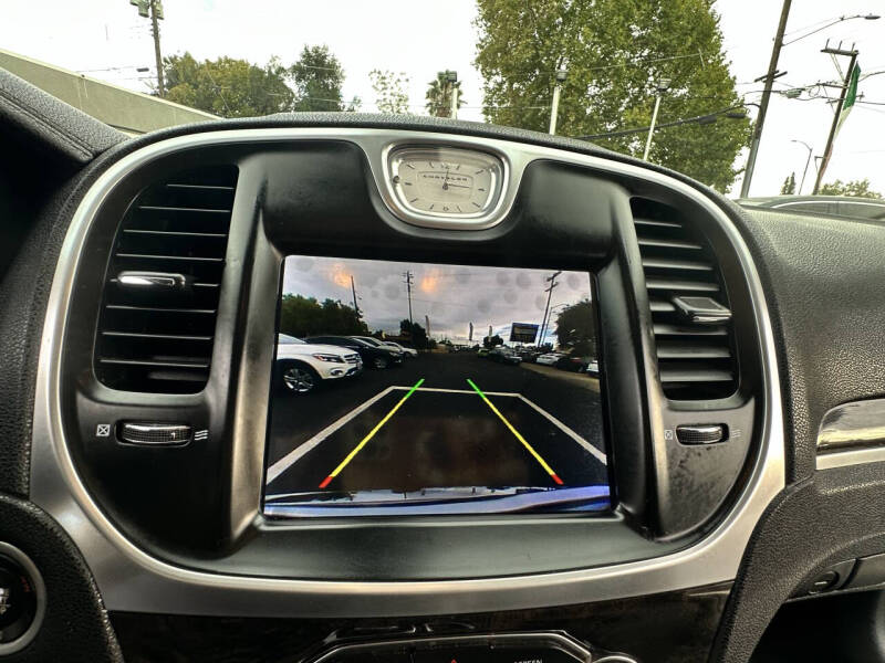 2018 Chrysler 300 Limited