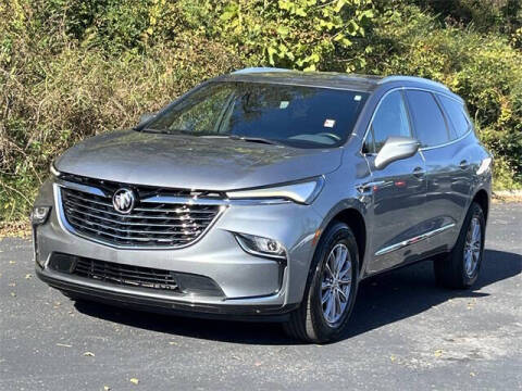 2023 Buick Enclave Essence