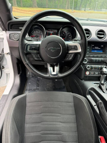 2017 Ford Mustang