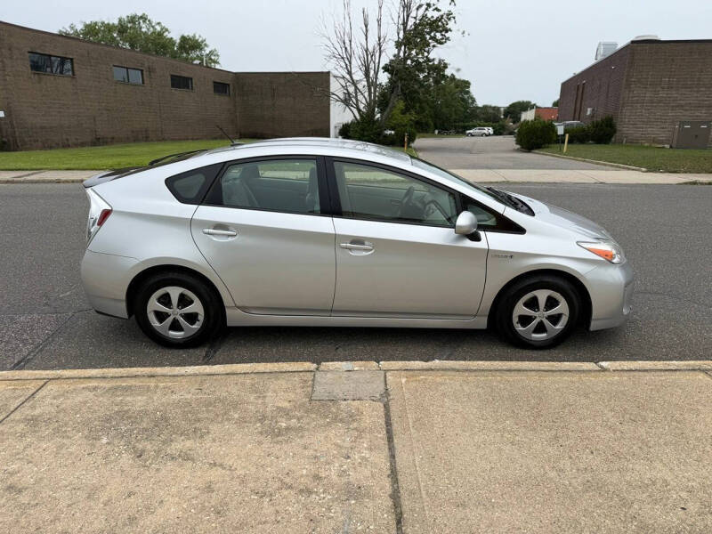 2013 Toyota Prius Three