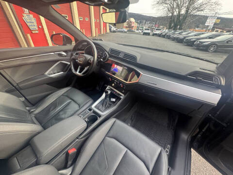 2020 Audi Q3 quattro Premium 45 TFSI