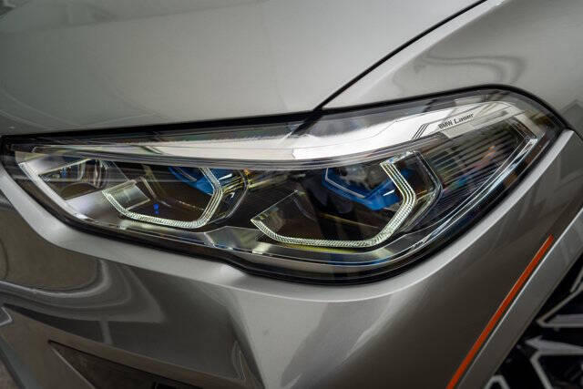 2021 BMW X5 M 8