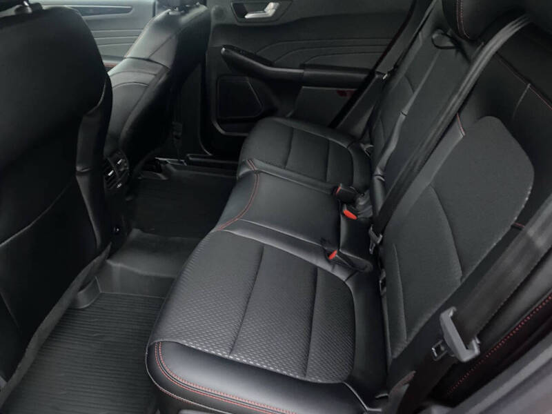 2026 Ford Escape Hybrid ST-Line Select