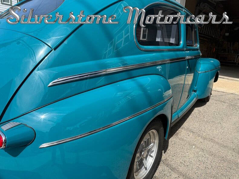 1946 Ford Super Deluxe