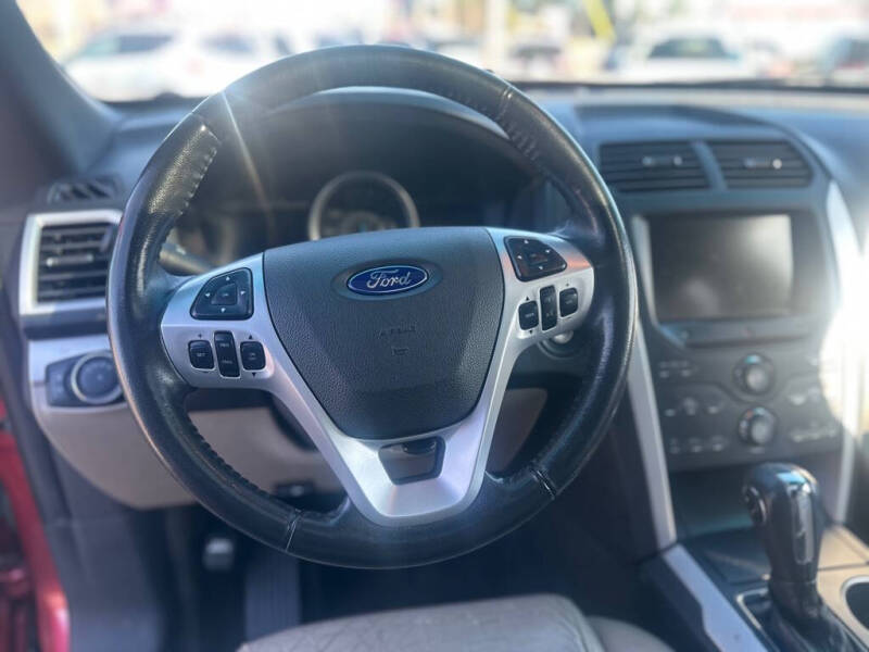 2012 Ford Explorer XLT