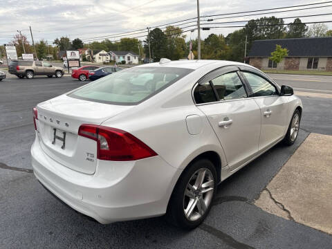 2015 Volvo S60 T5 Platinum