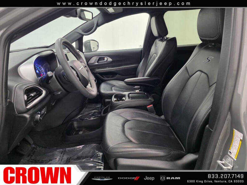 2022 Chrysler Pacifica Hybrid Touring L