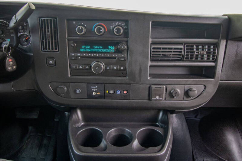 2017 Chevrolet Express LT 3500