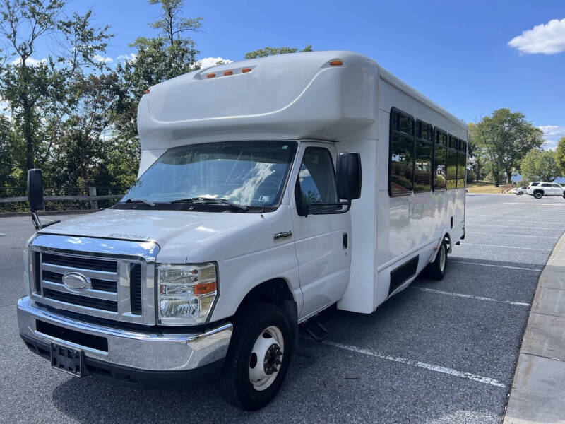 2016 Ford E-450
