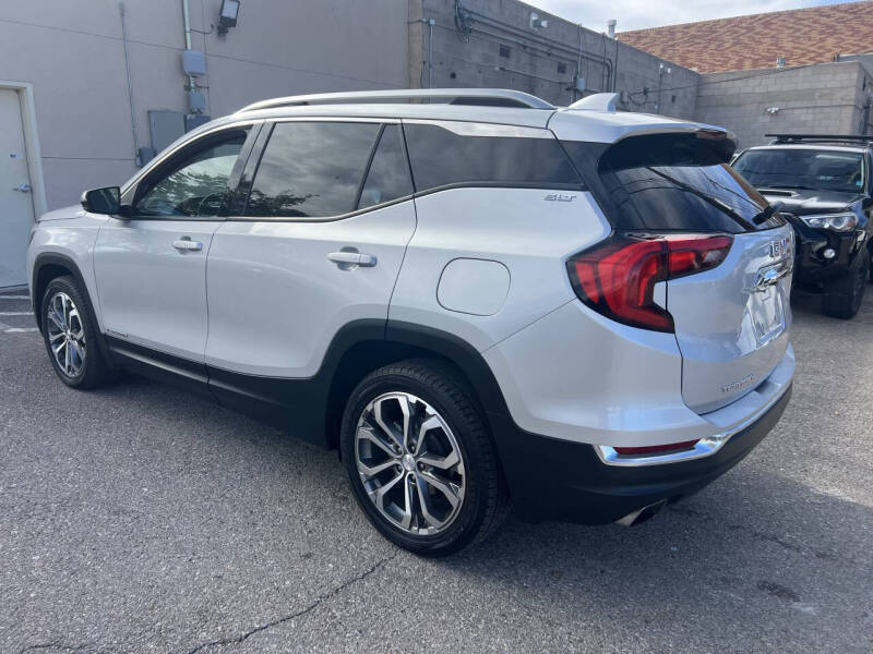 2020 GMC Terrain SLT