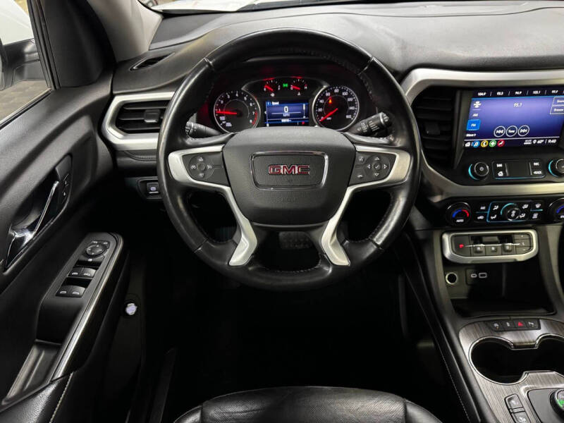 2020 GMC Acadia SLT