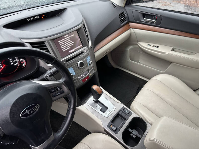 2013 Subaru Outback 2.5i Limited