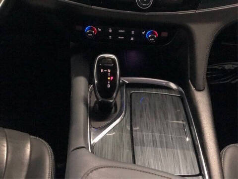 2020 Buick Enclave Essence