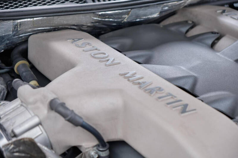 2003 Aston Martin V12 Vanquish