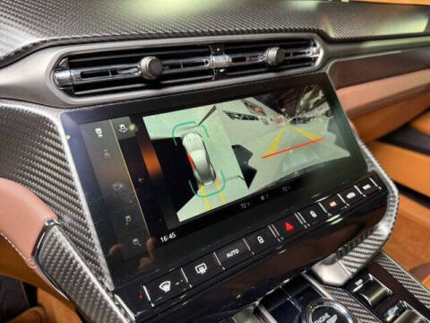 2025 Aston Martin Vanquish