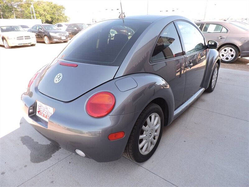 2005 Volkswagen New Beetle GLS