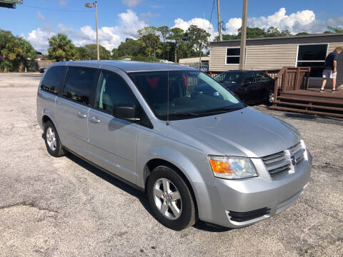 2009 Dodge Grand Caravan for sale at Friendly Finance Auto Sales in Port Richey FL