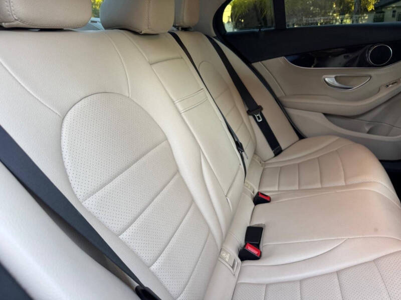 2015 Mercedes-Benz C-Class C 300 4MATIC