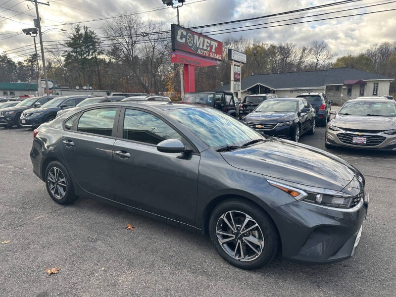 2023 Kia Forte LXS's photo