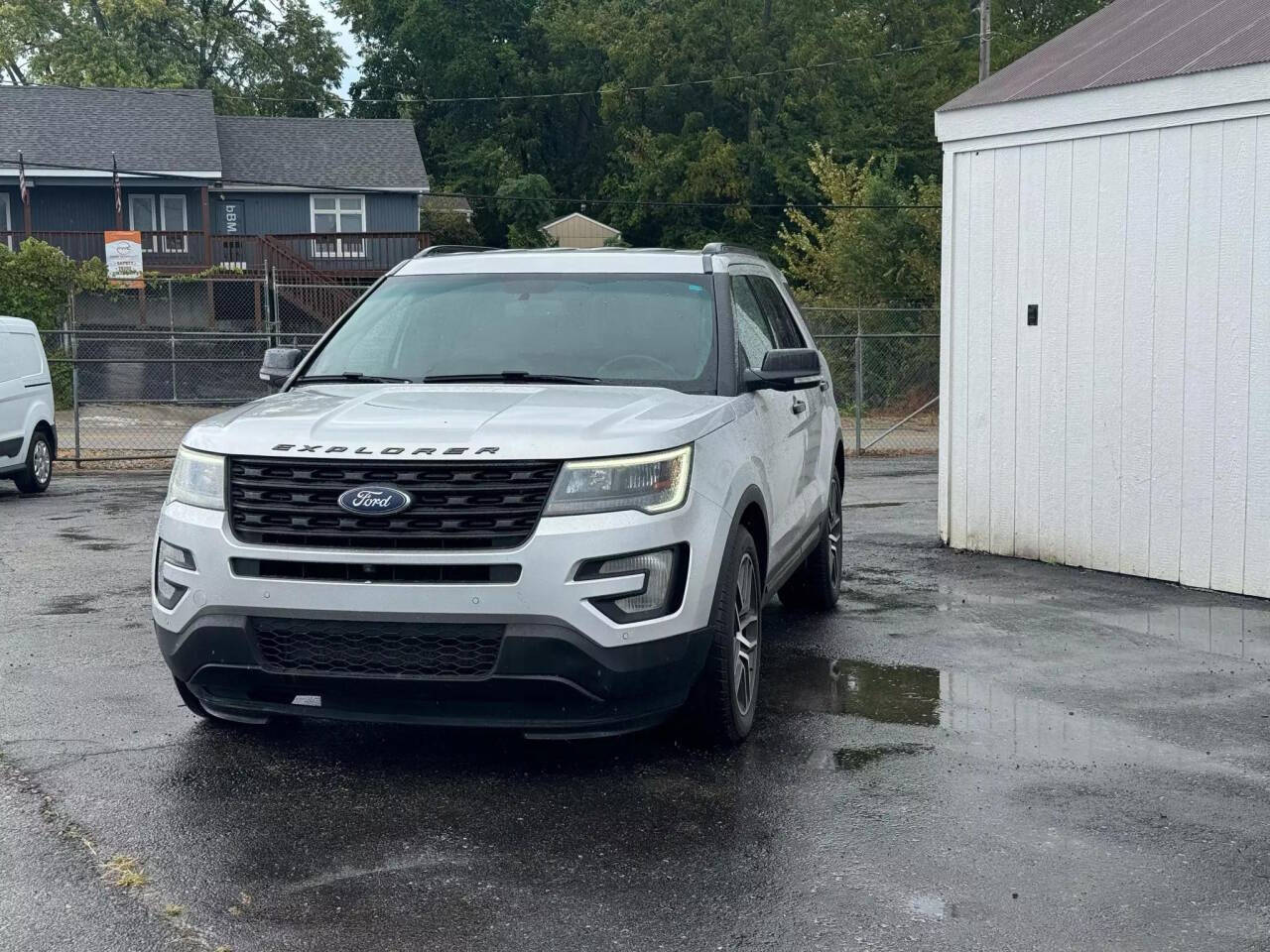 2017 Ford Explorer for sale at Autolink in Kansas City, KS