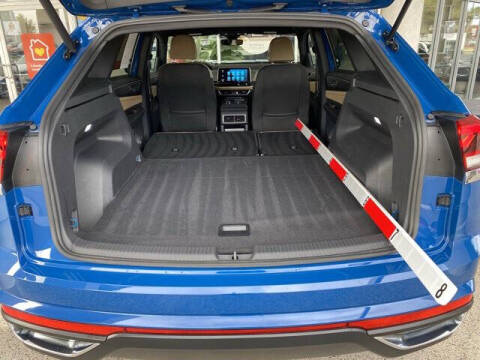 2025 Volkswagen Atlas Cross Sport SE 4Motion